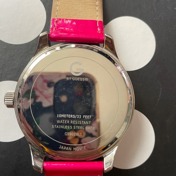 Women’s Guess Watch - Picture 6 of 6